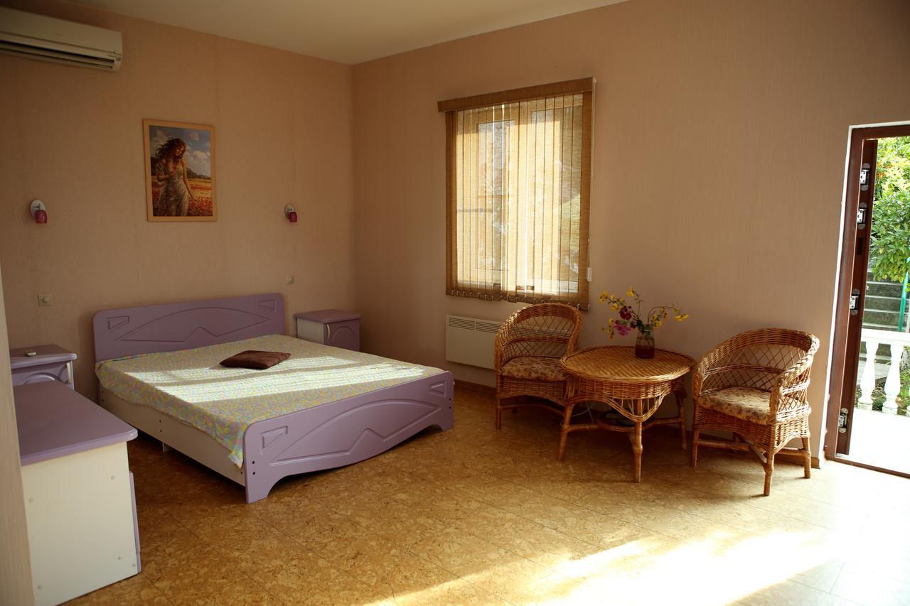 Mamzyshkha Guest House Gagra Buitenkant foto