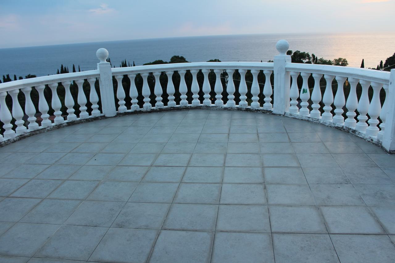 Mamzyshkha Guest House Gagra Buitenkant foto